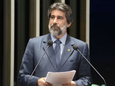 Presidente do PMDB, senador Valdir Raupp (RO