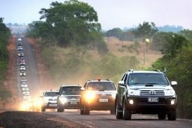 Rota da Integrao Cuiab-Santarm PA. Comboio liderado pelo governador de Mato Grosso Silval Barbosa