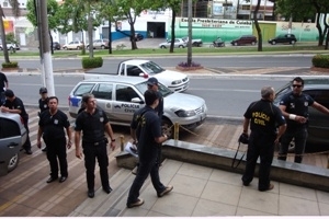 Efetivo de policiais das delegacias da Polcia Civil da Grande Cuiab, foram convocados para operao.