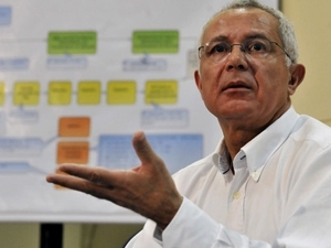 Presidente do Inep, Joaquim Soares Neto, durante balano neste domingo sobre os dois dias de prova do Enem