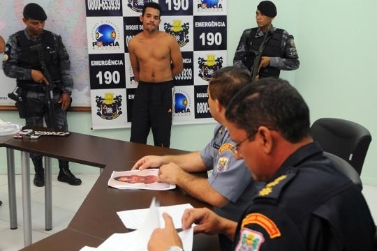 Polcia Militar prendeu Adilson Matheus Pereira de Oliveira, conhecido como Nen.