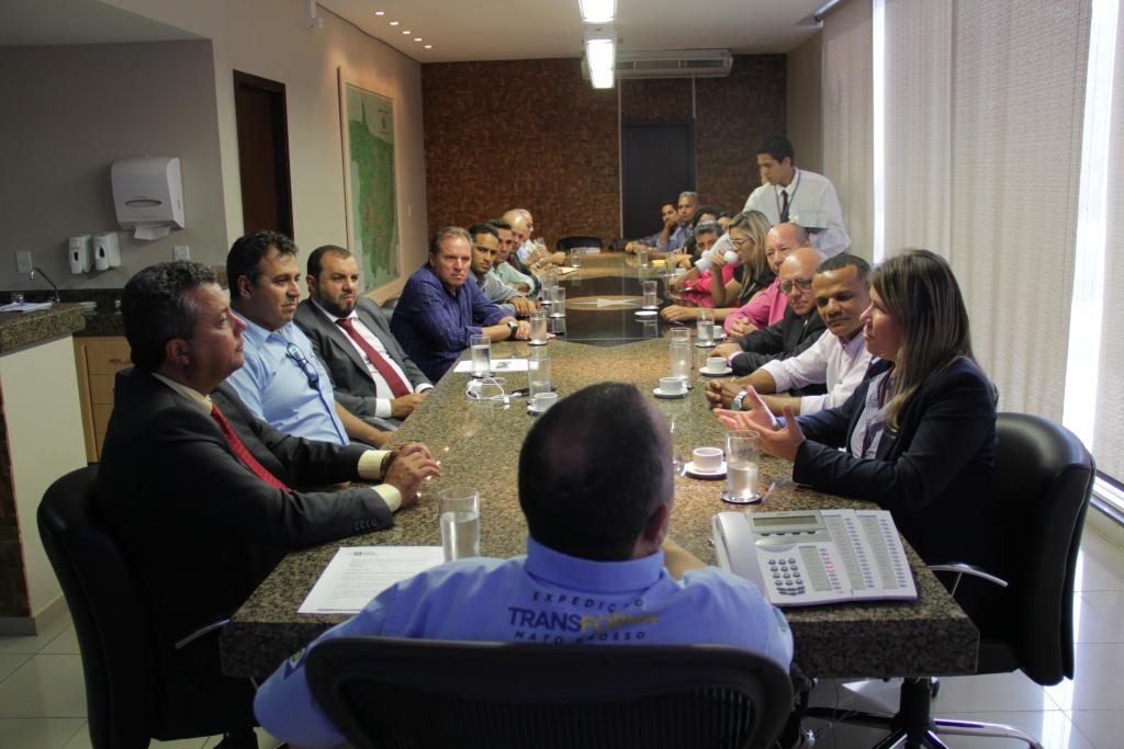Reunio com prefeitos e deputados do norte do Araguaia