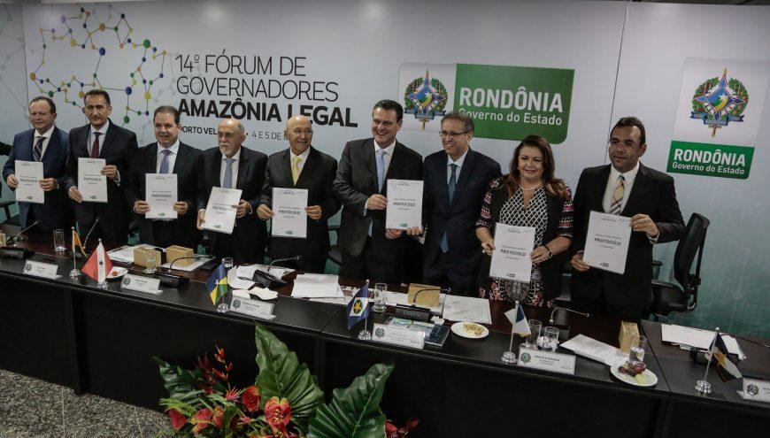 O Poder Legislativo de Mato Grosso aprovou, nesta quarta-feira (12.07), o projeto de lei n 310/2017 que cria o Consrcio Interestadual de Desenvolvimento Sustentvel da Amaznia Legal. A proposta foi enviada para apreciao dos parlamentares na mens