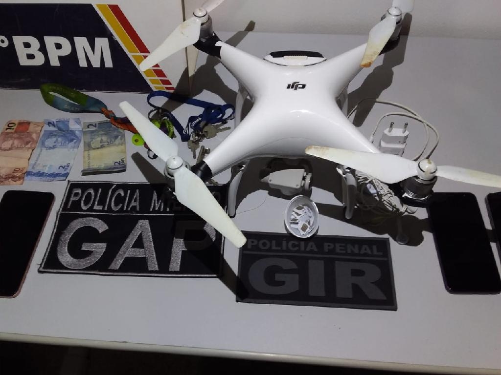 Drone com celulares  apreendido na PCE e suspeito  preso - Foto: Sistema Penitencirio