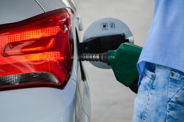 Diminuio dos preos do etanol nos postos - Foto: Tchlo Figueiredo - SECOM/MT
