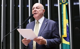 Arnaldo Jardim, relator do projeto de lei